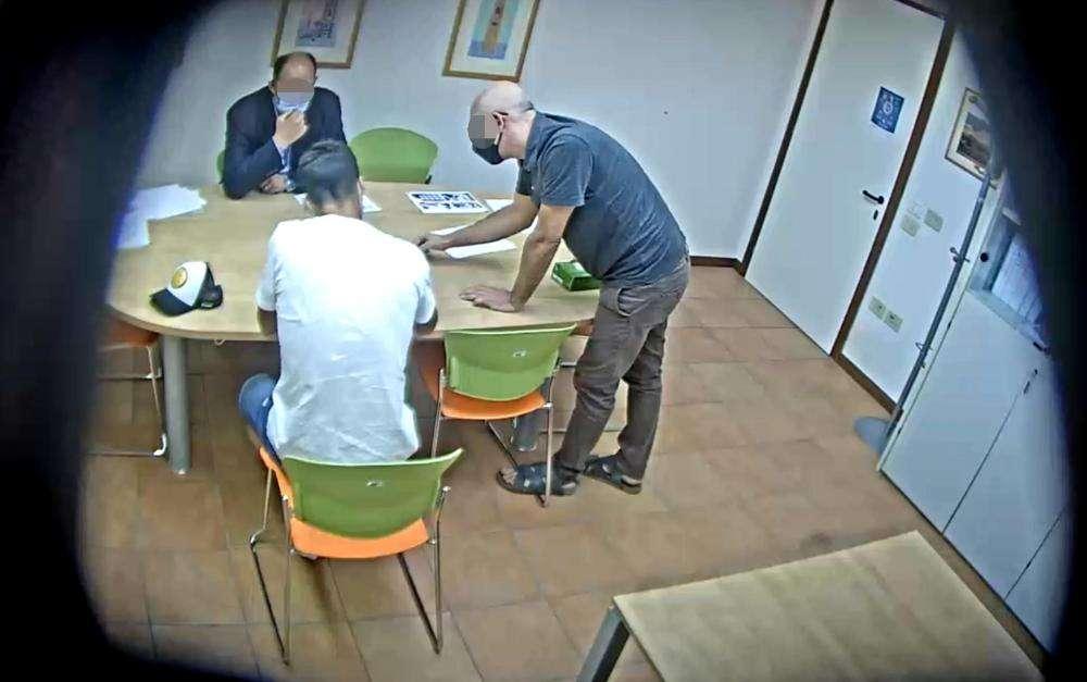 Suarez, sette condanne a Monza per l'esame 'farsa'