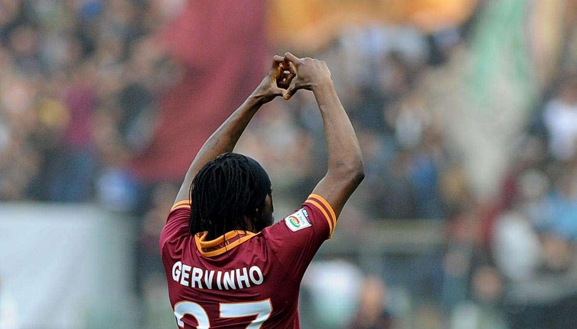 Twitter - AS Roma: "Mostra Roma Ti Amo, Gervinho è arrivato!". FOTO!