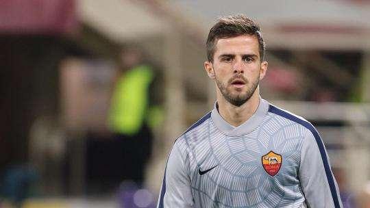 Facebook, Pjanic: "Sempre indossato le tre strisce"