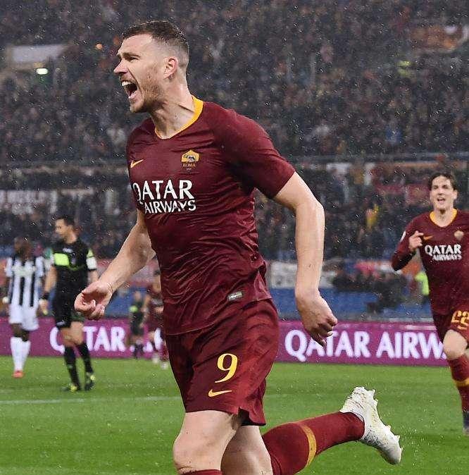 Dzeko-Inter: oggi avversari, domani forse