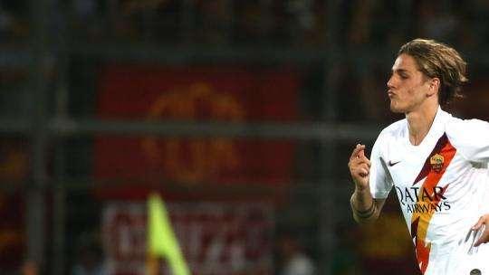 Zaniolo: "Non sono Totti ma voglio mettere la Roma al centro. Mi vedo numero 8 o mediano"