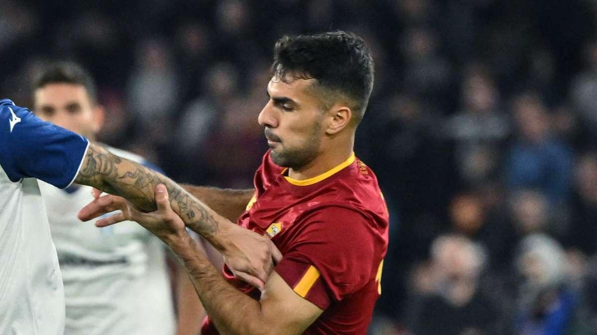 Celik salta Napoli-Roma