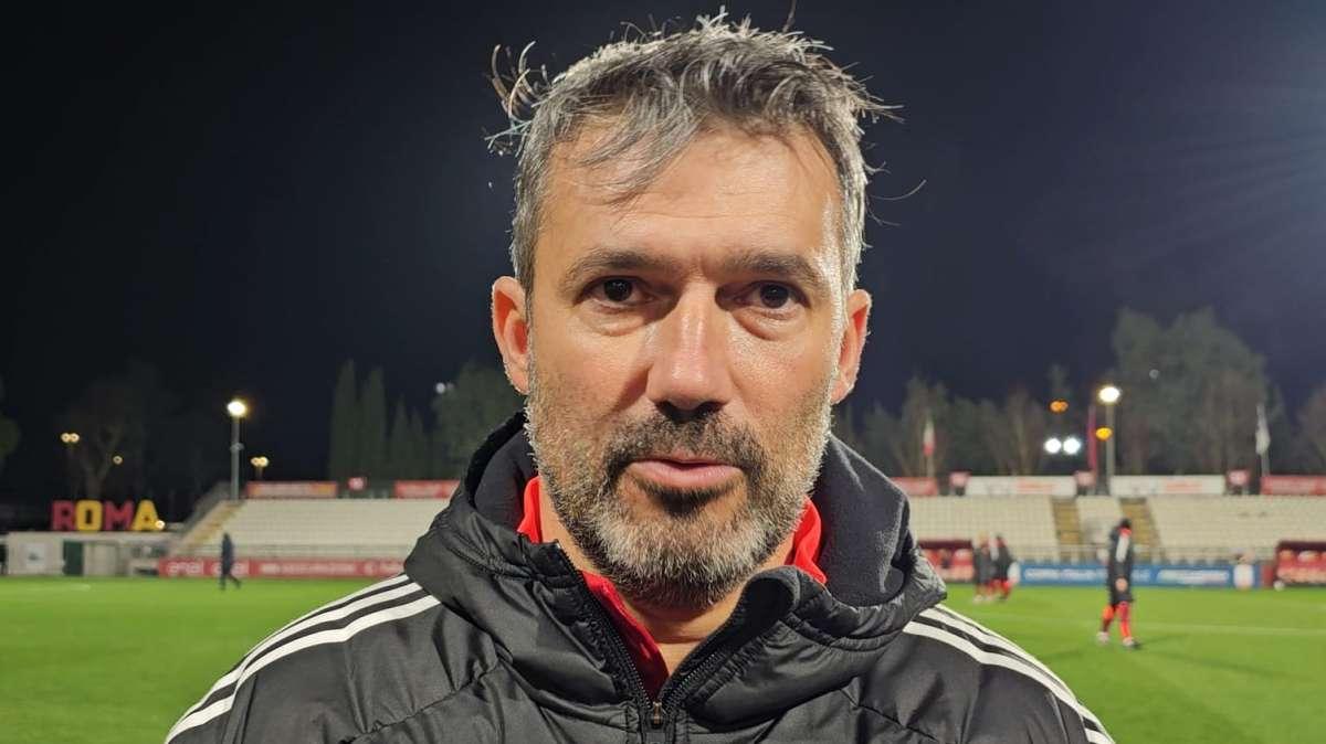 Roma Femminile, Spugna: "La Juventus ha avuto maggiore continuità di risultati e merita il posizionamento in classifica. Cercheremo di fare la miglior partita della stagione per conquistare i tre punti"