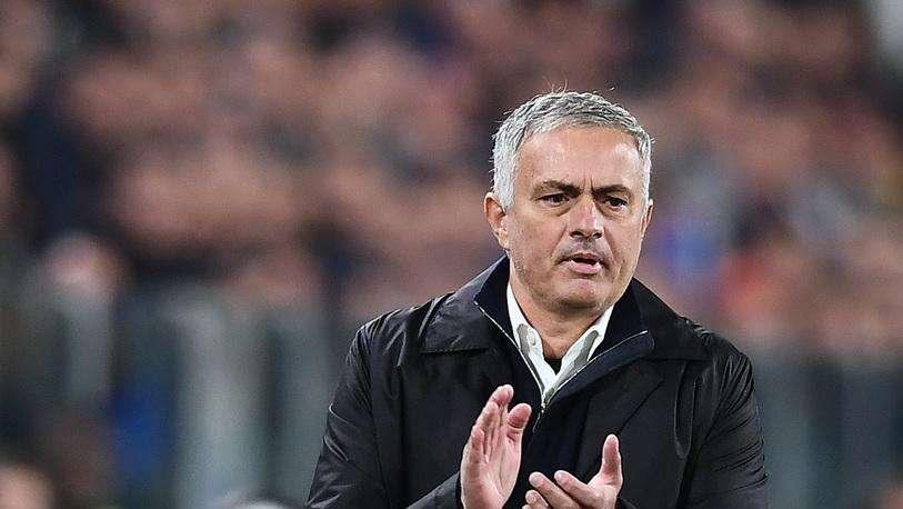 Mourinho: "Complimenti alla squadra e al mister. Grande vittoria"