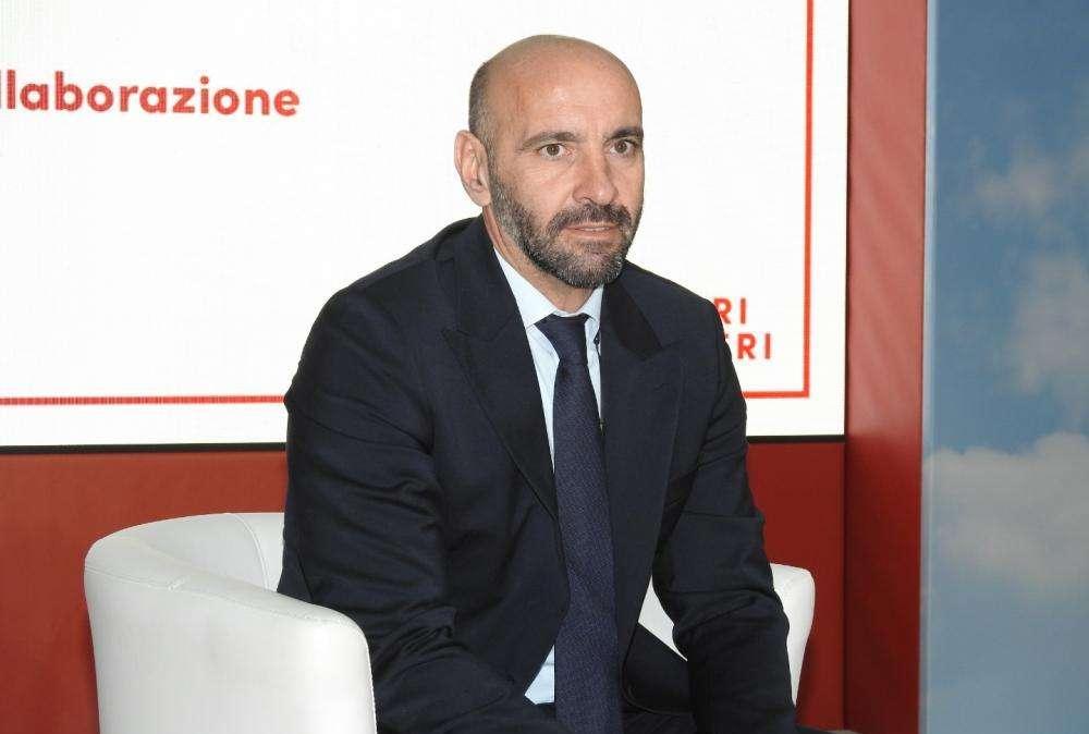 La Nuvola - Monchi: "Fondamentale il rapporto diretto con i calciatori. Rinnovi facili perché tutti volevano rimanere alla Roma". FOTO! VIDEO!