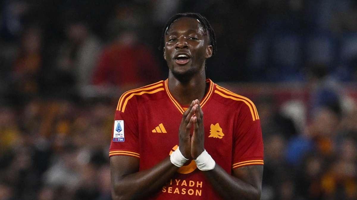 Calciomercato Roma - Il Milan pensa ad Abraham: dubbi sullo status fisico