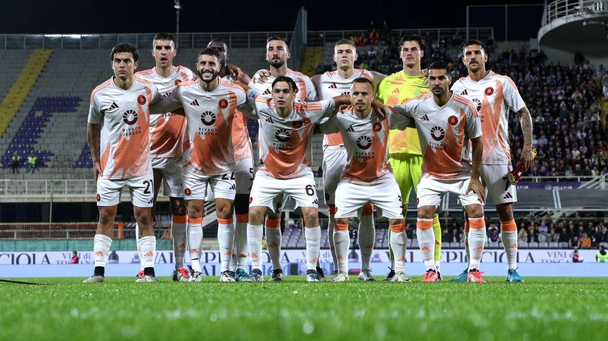 Fiorentina-Roma 5-1 - La gara sui social: "Dovevamo iniziare un ciclo e ci siamo ritrovati in un incubo. Una squadra di indegni"