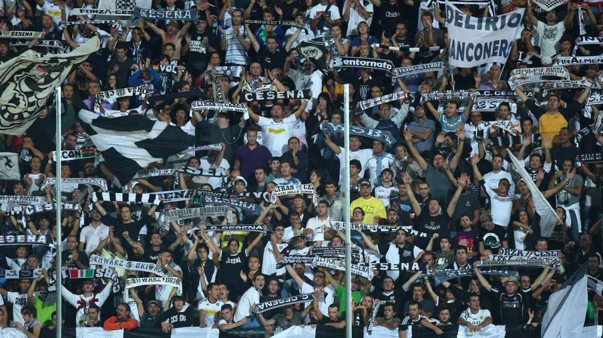 Anticipo, Cesena-Inter 1-2: due gol di Pazzini nel recupero regalano la vittoria ai nerazzurri