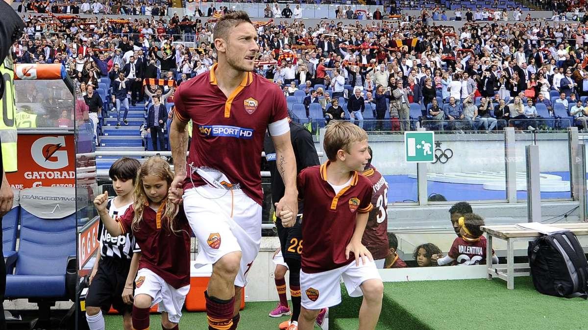 Roma-Juventus, l'A.I.R.C. condanna il comportamento della Curva Sud