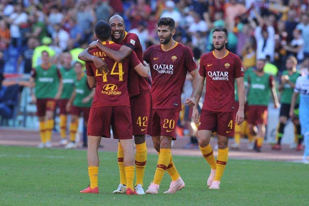 I numeri di... Roma-Lazio 3-1: il derby numero 171 è dei giallorossi, che salgono a quota 65 vittorie. Seconda vittoria consecutiva e terzo gol di tacco in stagione