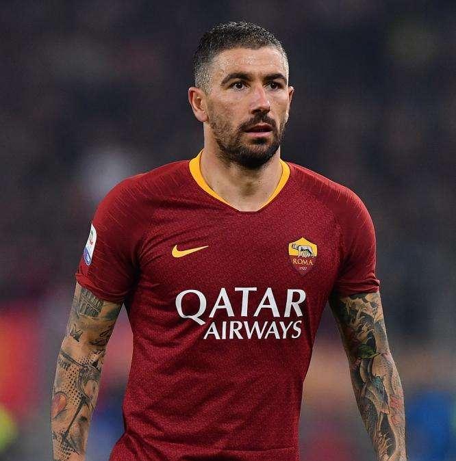 Kolarov: "Il Parma giocherà chiuso, dobbiamo segnare nei primi minuti"
