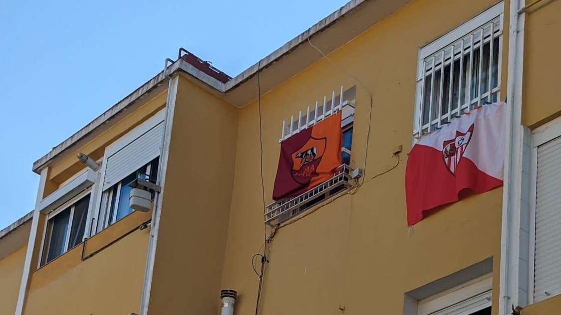 ESCLUSIVA VG - Roma Club Siviglia: “Il mio vicino ha appeso la bandiera del Siviglia e io quindi ho messo quella della Roma. Per loro Monchi è stato un genio incompreso da noi romanisti. I tifosi del Betis mi chiedono di vincere”