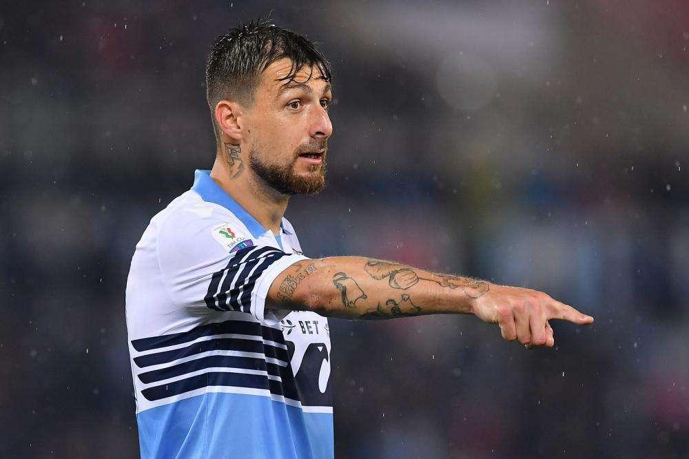 Il messaggio di Acerbi per Mihajilovic: "Pensa sempre positivo, coraggio!"