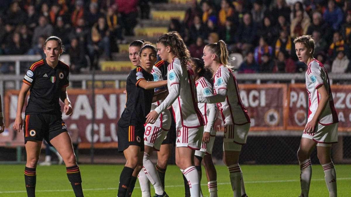 Ajax Femminile, Hoekstra: "Se imponiamo il nostro gioco, abbiamo buone chance di vincere"