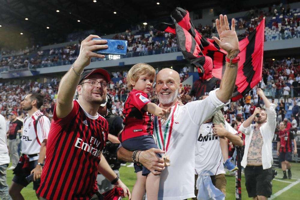Scudetto Milan: festa domani dalle 18 con pullman celebrativo