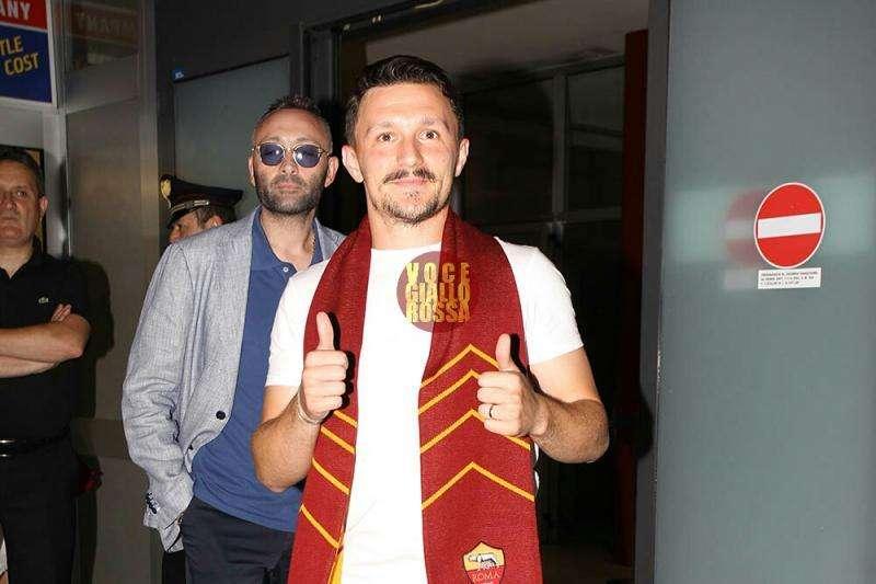 UFFICIALE - Perfezionato l'acquisto di Mario Rui. Il giocatore indosserà la maglia numero 22. FOTO!