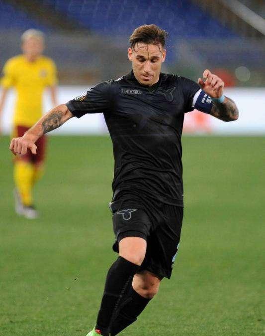 Lazio, Biglia: "Dobbiamo battere la Roma e daremo tutto per riuscirci"
