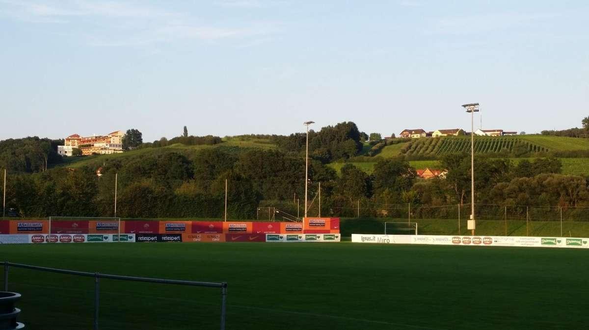 Domani alle 10:00 il primo allenamento del ritiro
