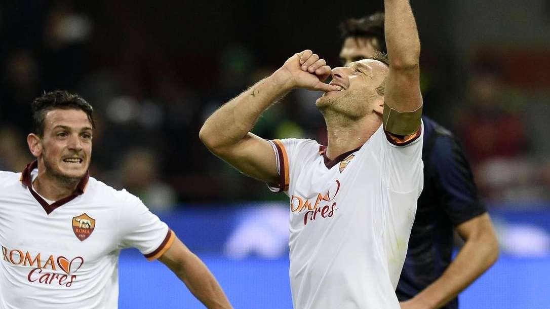 LA VOCE DELLA SERA - Trigoria, differenziato per Destro. Benitez recupera Maggio. Vicina la partnership con il Cukaricki