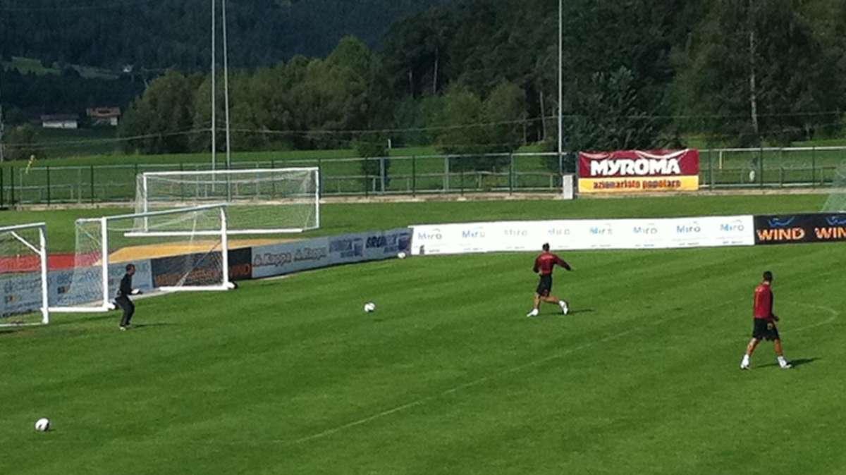 COMUNICATO AS ROMA - Ripresa a Trigoria il 9 luglio, a Riscone di Brunico dal 12 al 21