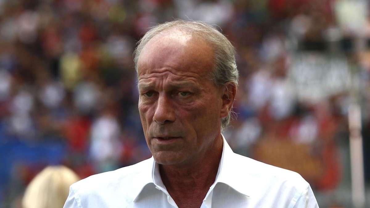 Sabatini: "Mercato condiviso con Zeman. C'è una voglia feroce di distruggere le cose che la Roma sta cercando di fare"
