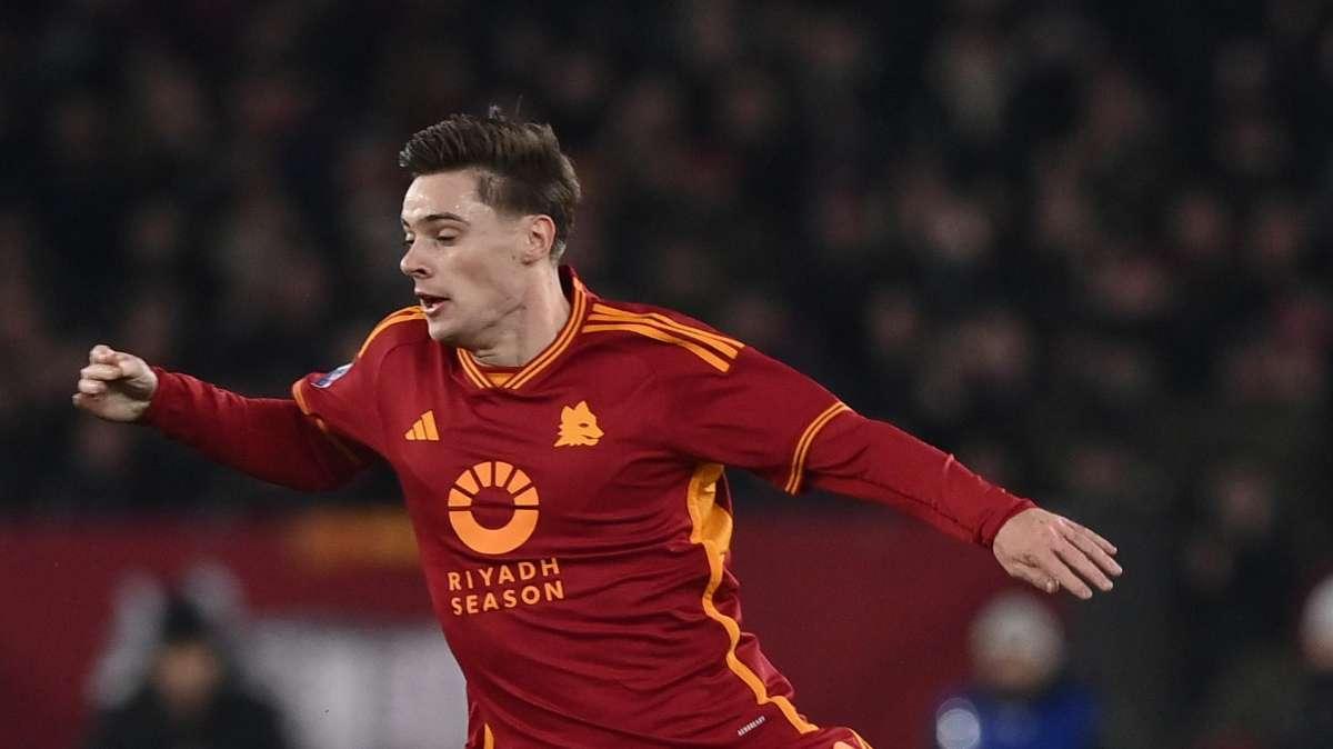Zalewski su Instagram: "Sono onorato di rappresentare la nazionale. Milik, faremo del nostro meglio per te"