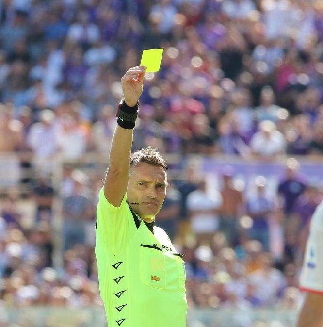 L'arbitro - Bilancio favorevole casalingo con Irrati. Atalanta mai vittoriosa fuori casa. Pioggia di cartellini gialli
