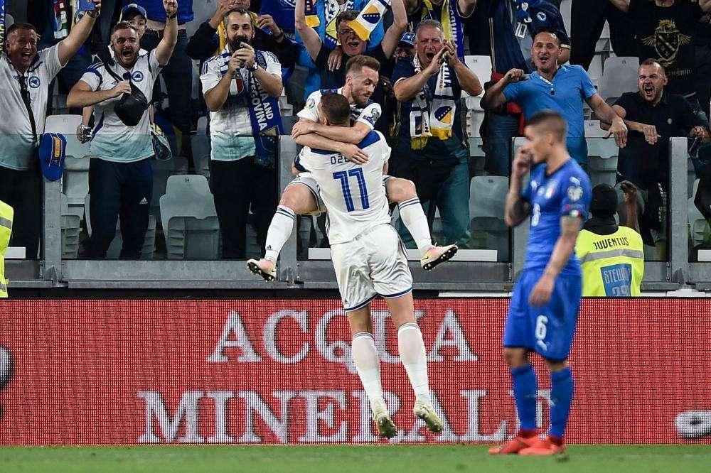 La Roma in Nazionale - Italia-Bosnia Erzegovina 2-1, vittoria in rimonta per gli azzurri. Dzeko in gol, nessun giallorosso in campo tra gli azzurri. FOTO! VIDEO!