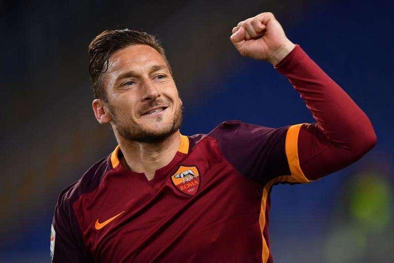 Totti: "Rinnovo? Non ancora. Ho fatto una piccola richiesta sul mio ruolo, mai stato un problema economico"