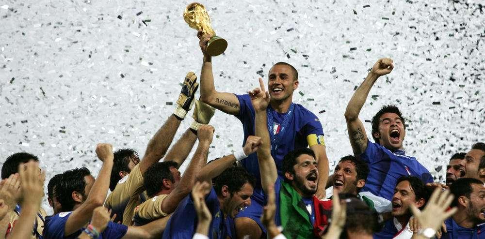 9 luglio 2006 - 9 luglio 2011. Francesco Totti, Daniele De Rossi e Simone Perrotta: l'avventura continua