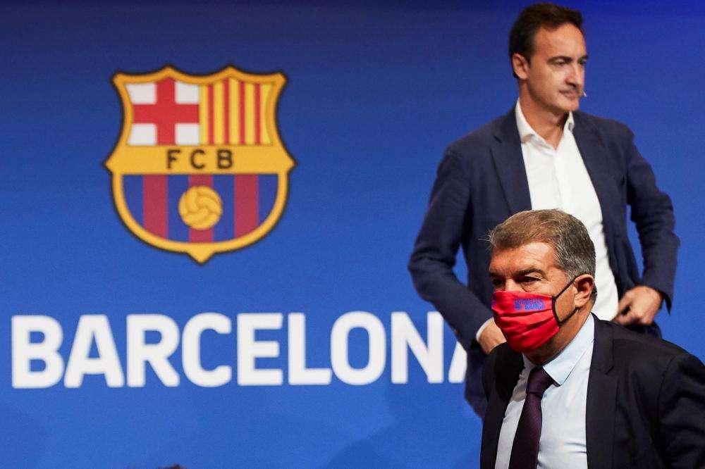 Barcellona, Reverter: "Precedente gestione disastrosa"
