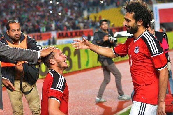 Twitter, Salah bacia la maglia dell'Egitto