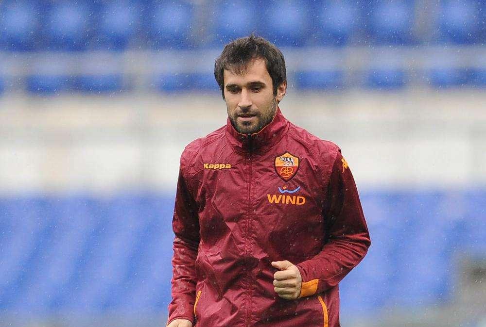 Trigoria, Totti provato con Vucinic, poi differenziato. Il montenegrino brilla in allenamento