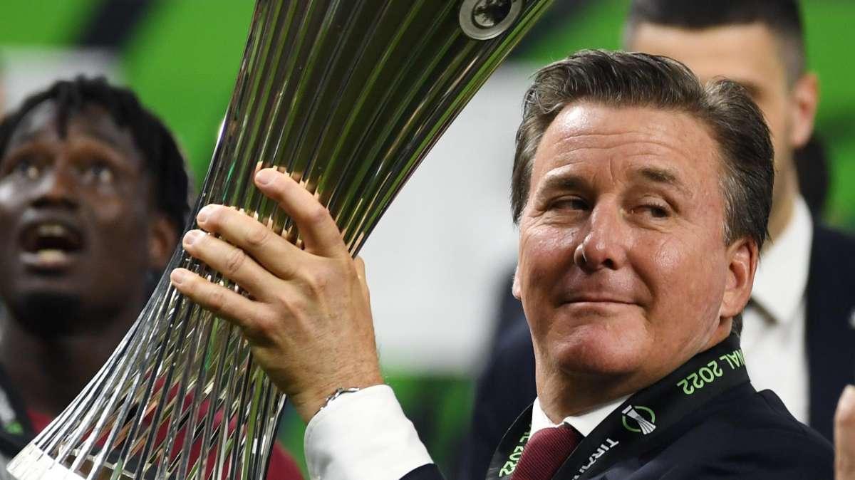"Famo 'sto stadio" per i romanisti e per la permanenza a Roma dei Friedkin. Come per Pallotta, il destino della proprietà giallorossa dipende dal progetto stadio
