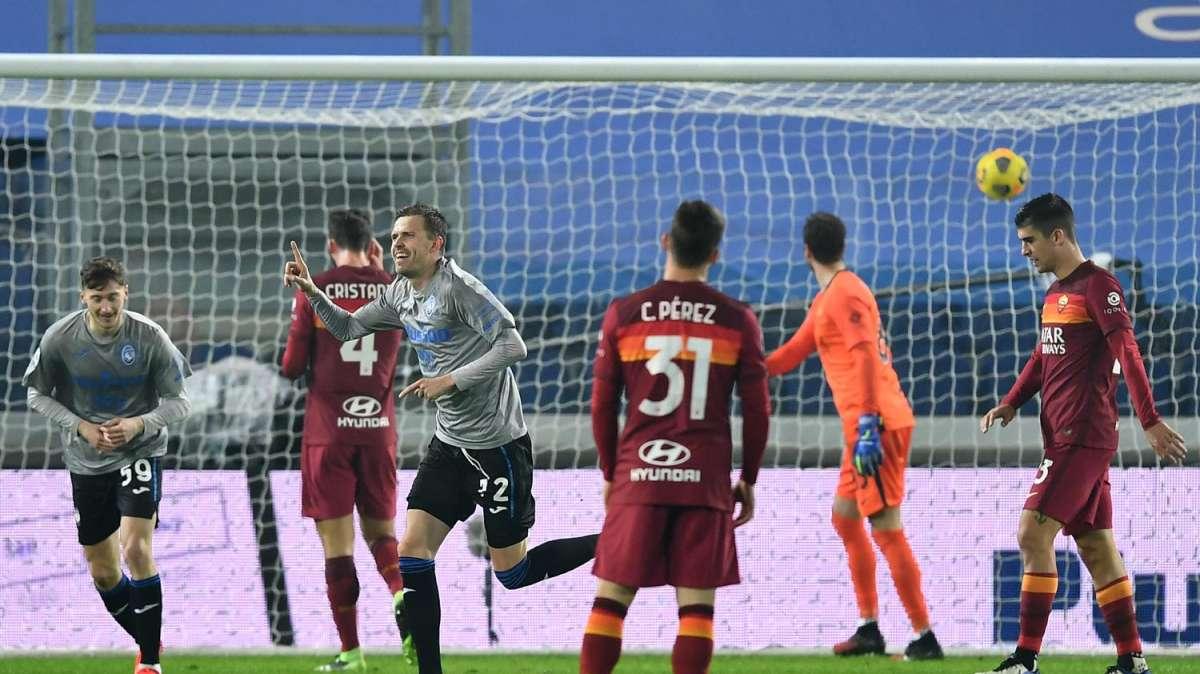 Atalanta-Roma 4-1 - La gara sui social: "Squadra senza anima, se non lotti fai queste figure meschine"