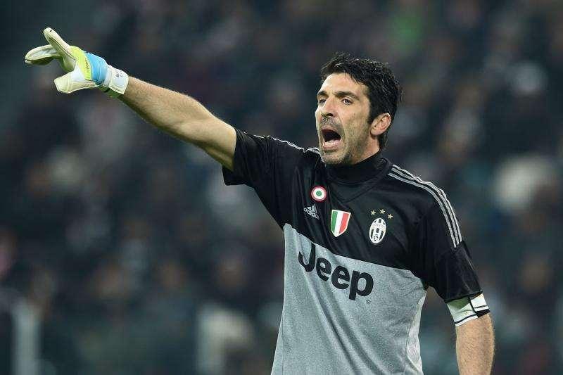 Buffon: "Tra Roma e Real Madrid tifo i giallorossi"