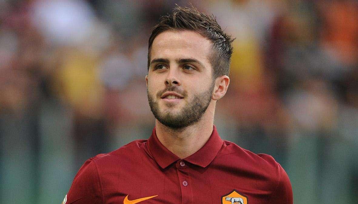 Facebook, Pjanic: "L'importante sono i tre punti. Adesso andiamo avanti"