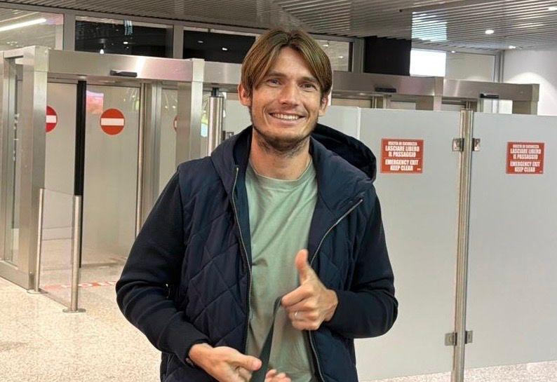 Atalanta-Bologna, striscione per De Roon: "Anche se così fa male... grazie Marten"