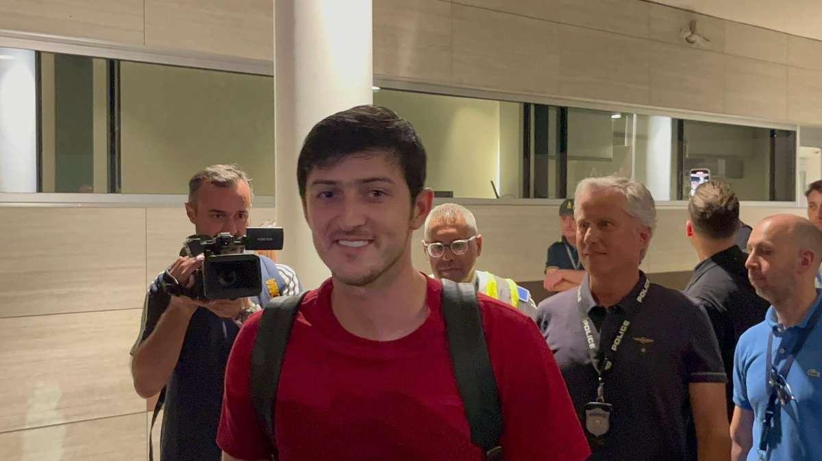 COMUNICATO AS ROMA - Ufficiale l'arrivo di Azmoun in prestito: indosserà il 17