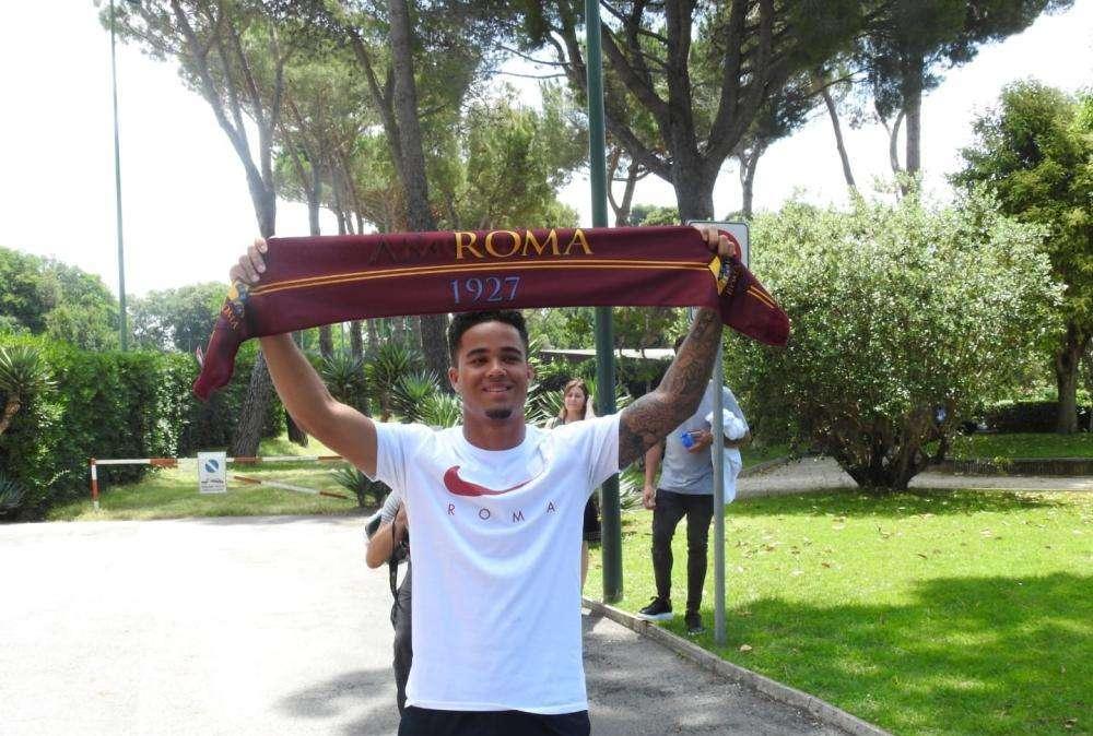 Kluivert sceglie il numero 34 e ne spiega il perché. VIDEO!