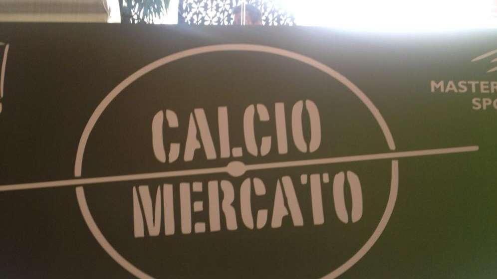 MERCATO - Odriozola sbarca a Firenze. Ora è ufficiale: Ronaldo è un nuovo giocatore del Manchester United. Juventus, si pensa a Kean e Icardi