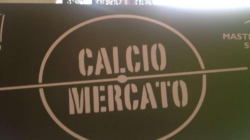 CALCIOMERCATO - Napoli, Martin il nuovo nome a centrocampo. Atalanta, domani le visite di Samardzic. L’Al-Hilal su Walker. Joao Pedro potrebbe tornare in Italia. Milan, ufficiale Fofana