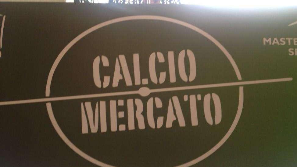CALCIOMERCATO - Como, in chiusura per Engelhardt. Milan, interesse concreto per Koné. Spunta una nuova pretendente per Hermoso. Azmoun svolge le visite con lo Shabab Al-Ahli. Juventus, ore decisive per Todibo