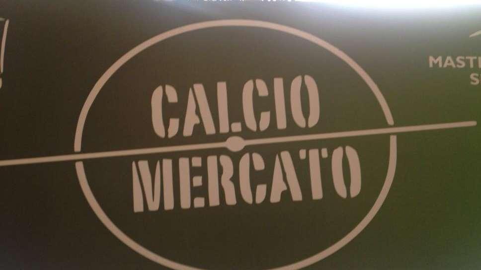 CALCIOMERCATO - Juventus tra Araujo e Tomori. Napoli, c'è Danilo. Sogno Garnacho se Kvaratskhelia va al PSG. Como, sfida al Torino per Beto. Lazio, ufficiale Ibrahimovic. Genoa, piace Otoa. James Rodriguez vola in Messico