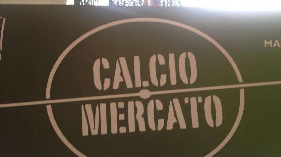 MERCATO - Arsenal, Pepè torna in Francia. Milan, Tonali vicino al rinnovo. Napoli, il Lione pensa a Elmas. Juventus, Milik ha svolto le visite mediche, si avvicina Paredes