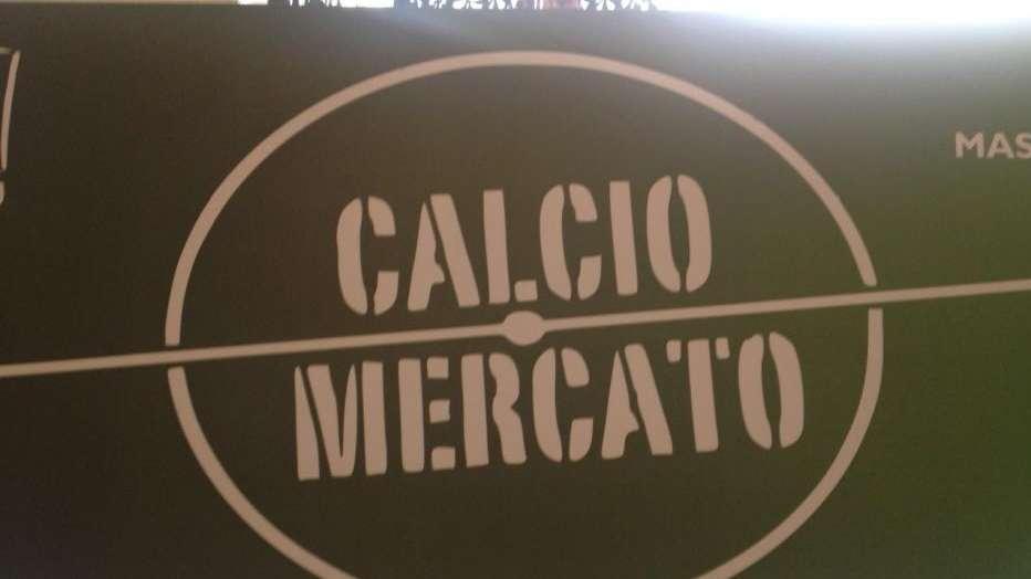 CALCIOMERCATO - Fiorentina, preso Ndour. Galatasaray-Morata, slitta l'arrivo. La Juve piomba su Osimhen. Clamoroso, l'Al-Nassr di Pioli offre 100 milioni per Leao. Torino, a breve la firma di Casadei