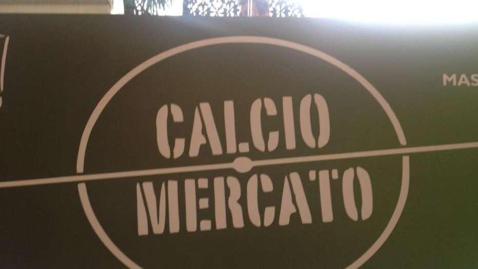 CALCIOMERCATO - Juve, c'è la firma di Nico Gonzalez. Fiorentina interessa ad Adli. Genoa, ufficiale Miretti. L'Arsenal vuole chiudere per Mikel Merino. Napoli su Gilmour