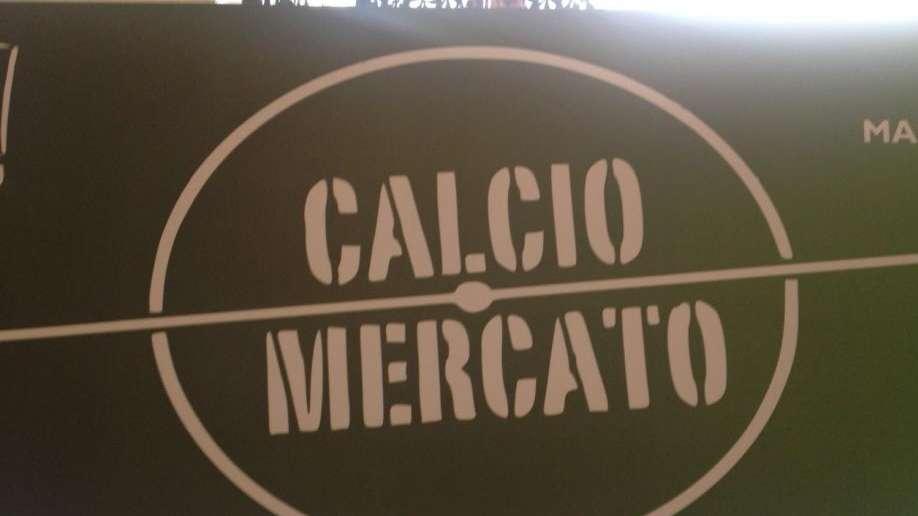 MERCATO - Lazio, vicino Maximiano. Tre squadre di A su Pablo Marí. Fabregas può tornare in Spagna. Galatasaray, ufficiale Sergio Oliveira. PSG su Lewandowski. Juventus, Pogba ha firmato. Napoli, sogno Keylor Navas