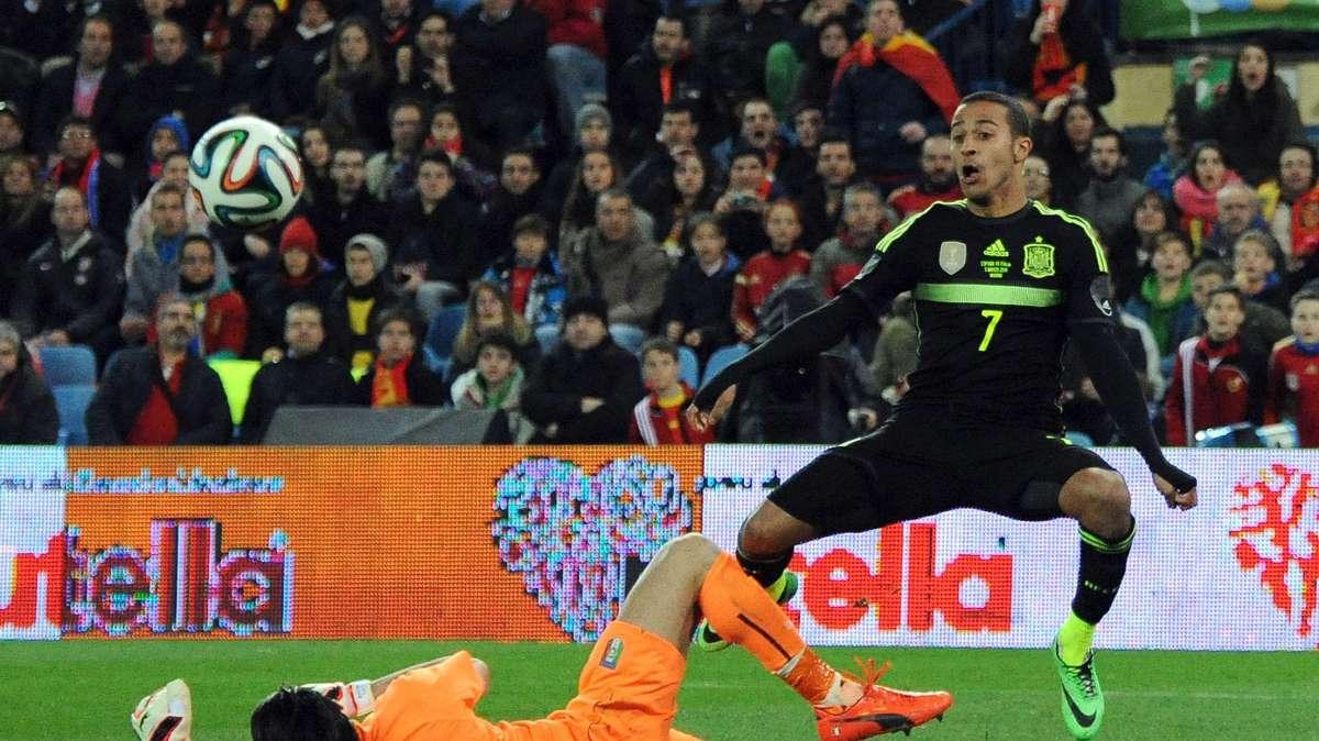 Bayern, si rivede Thiago Alcantara dopo 7 mesi
