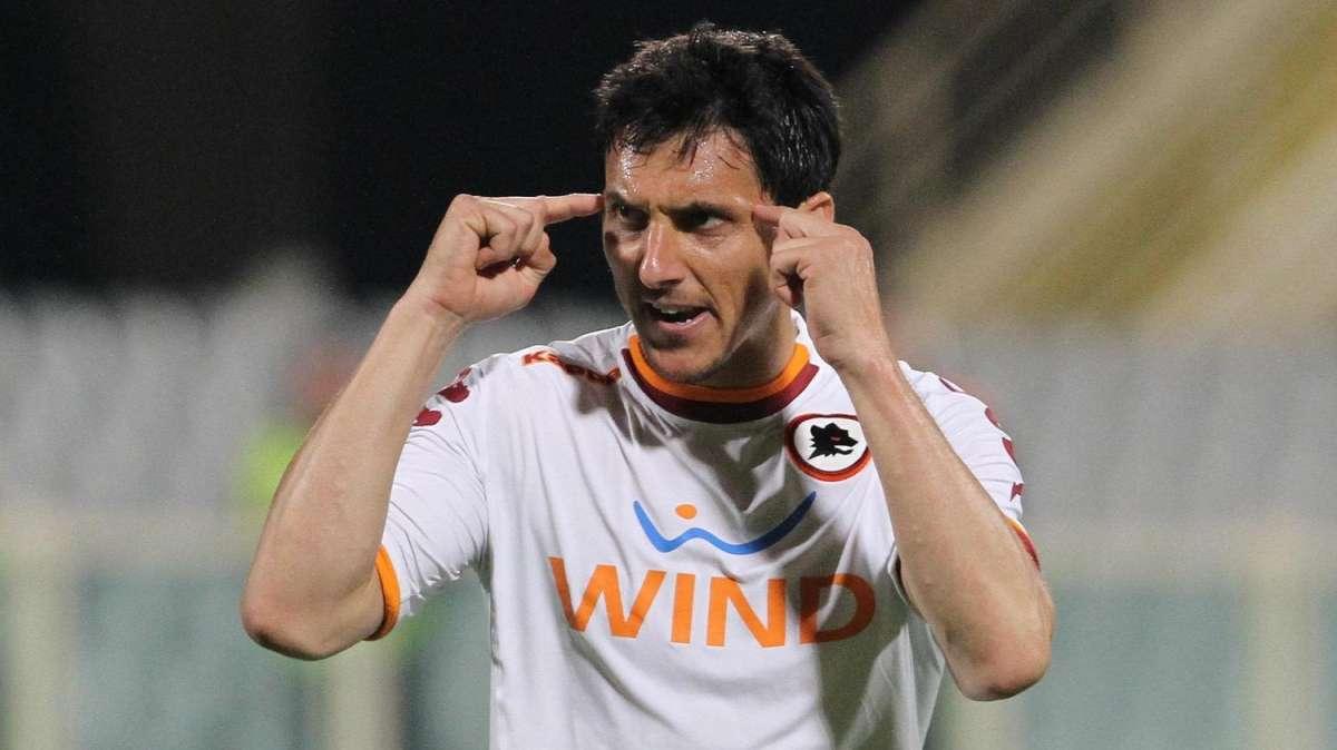 Burdisso richiesto dal San Lorenzo